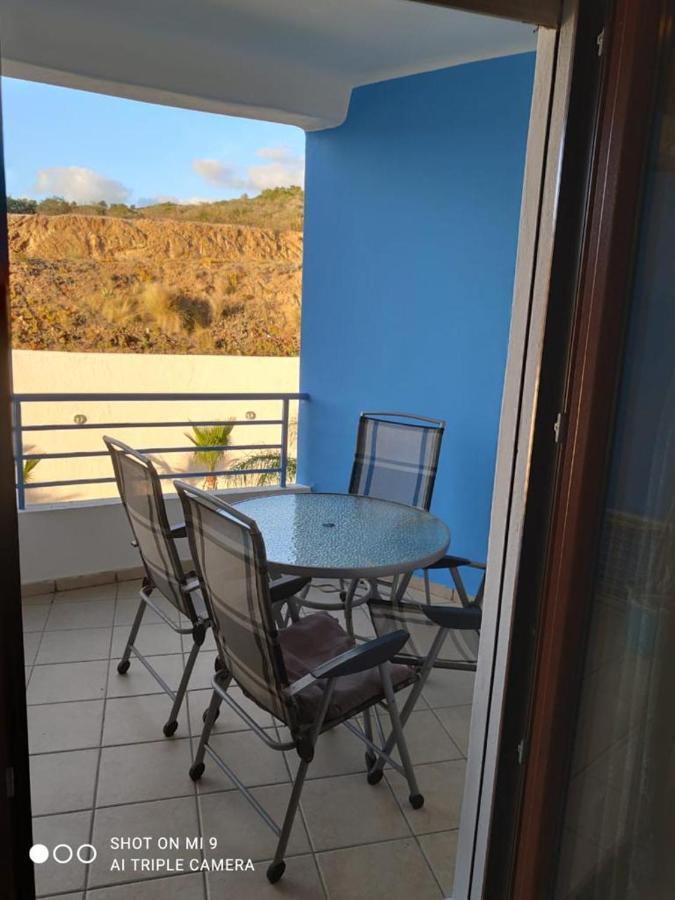 Studio Avec Piscine Et Wifi A Cabonegro Cabo Negro Kültér fotó